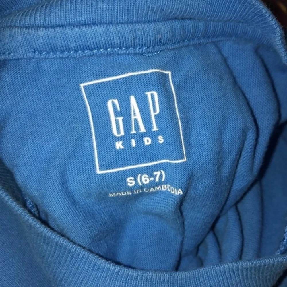 Early 00’s Y2K Vintage Boys Gap Short Sleeve TShirt Bundle of 2‎ Size: 6/7